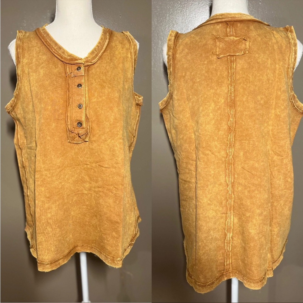 Zenana Outfitters Deep Camel Sleeveless Tank Top